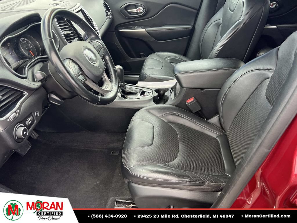 Used 2020 Jeep Cherokee Limited AWD/4WD image 16