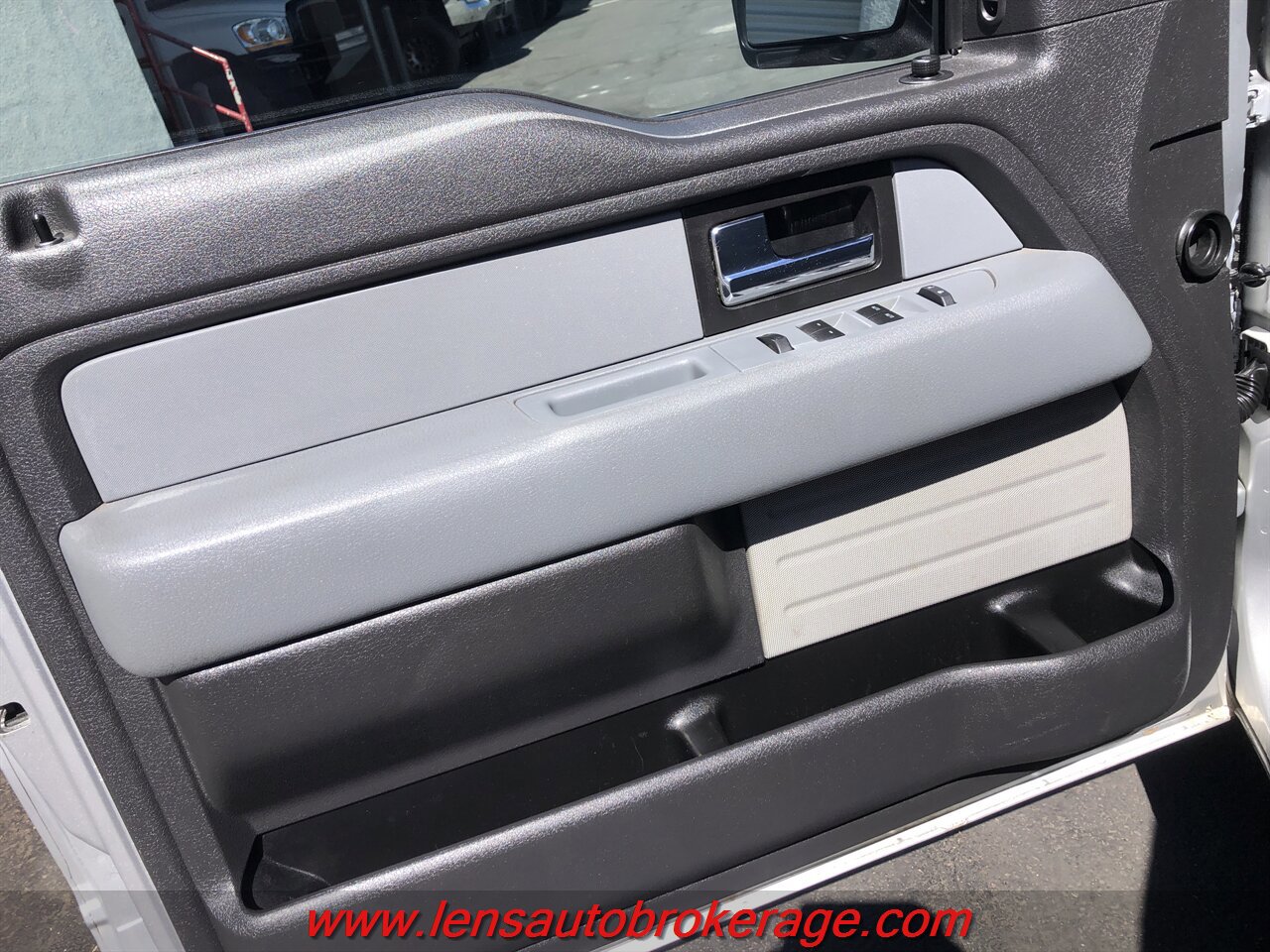 Used 2013 Ford F150 XLT RWD image 9