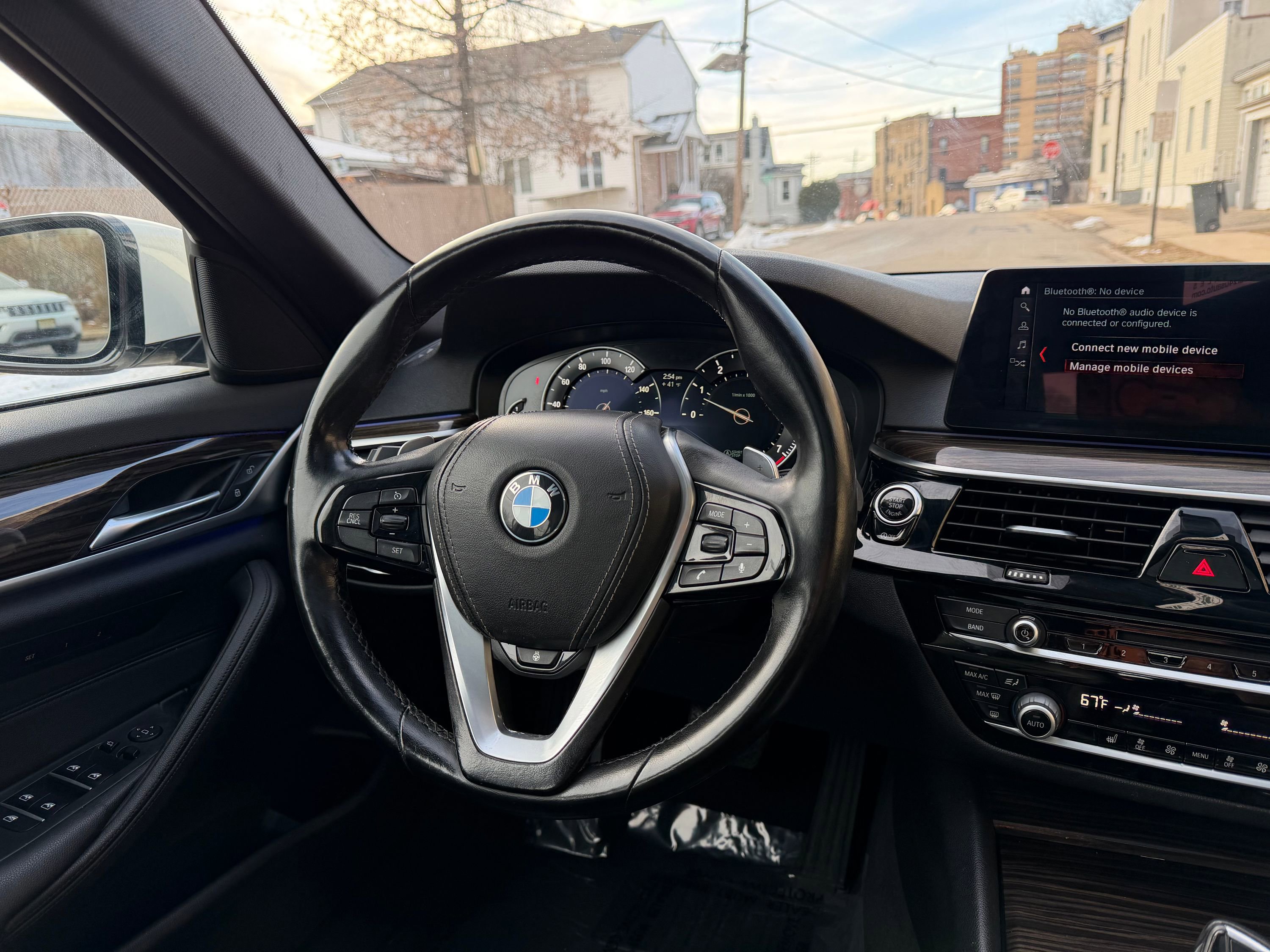 Used 2018 BMW 530i xDrive image 34