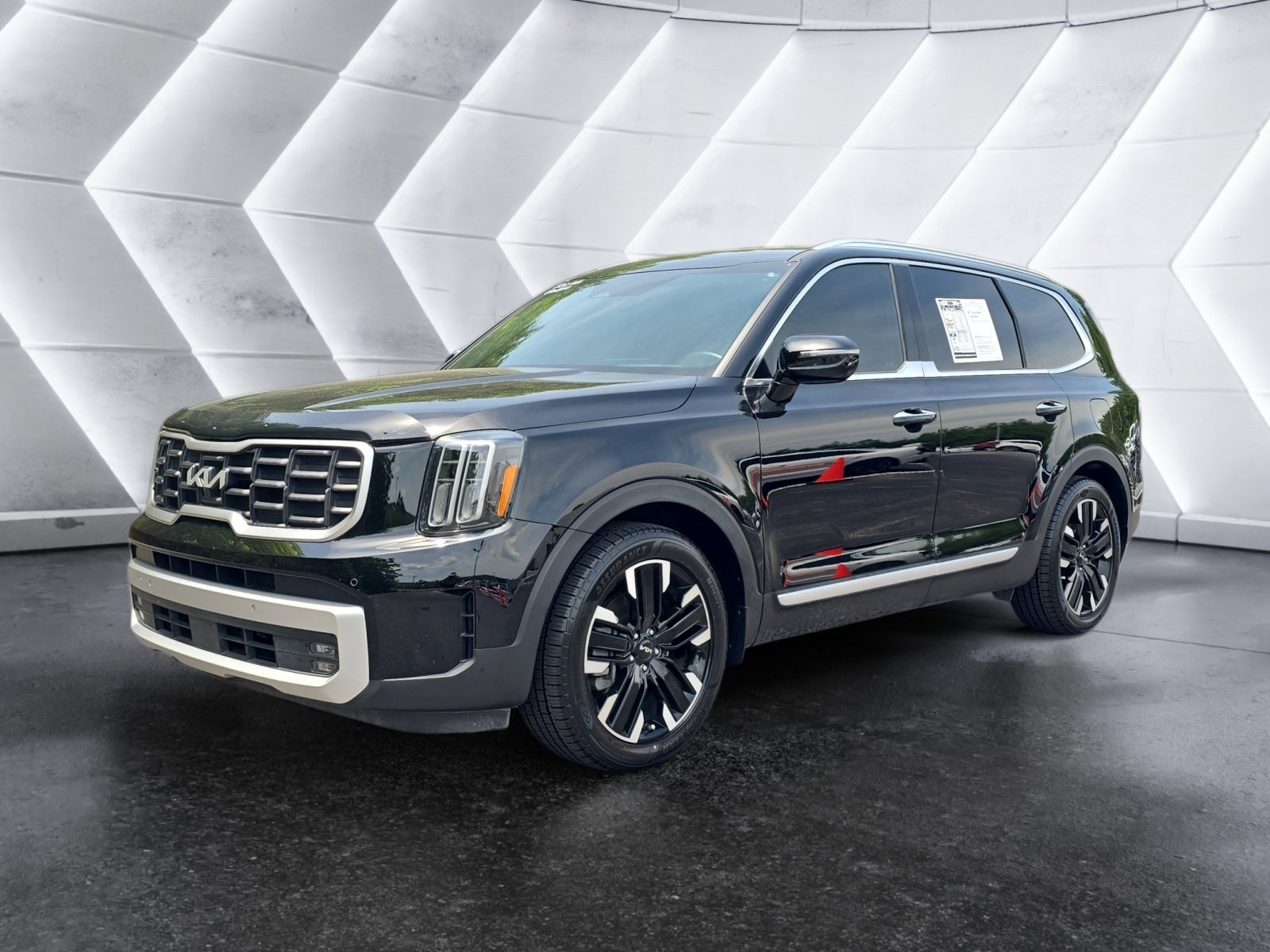 Used 2024 Kia Telluride SX Prestige w/ Towing Package AWD/4WD image 1