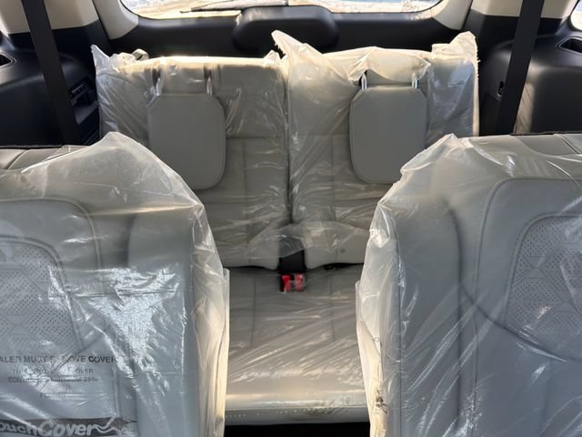 New 2026 Ford Explorer Platinum w/ LUX Leather Package AWD/4WD image 30