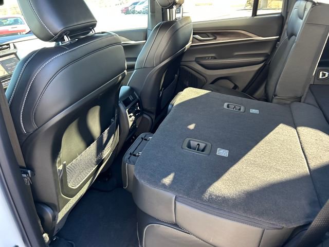 New 2026 Jeep Grand Cherokee Altitude image 42