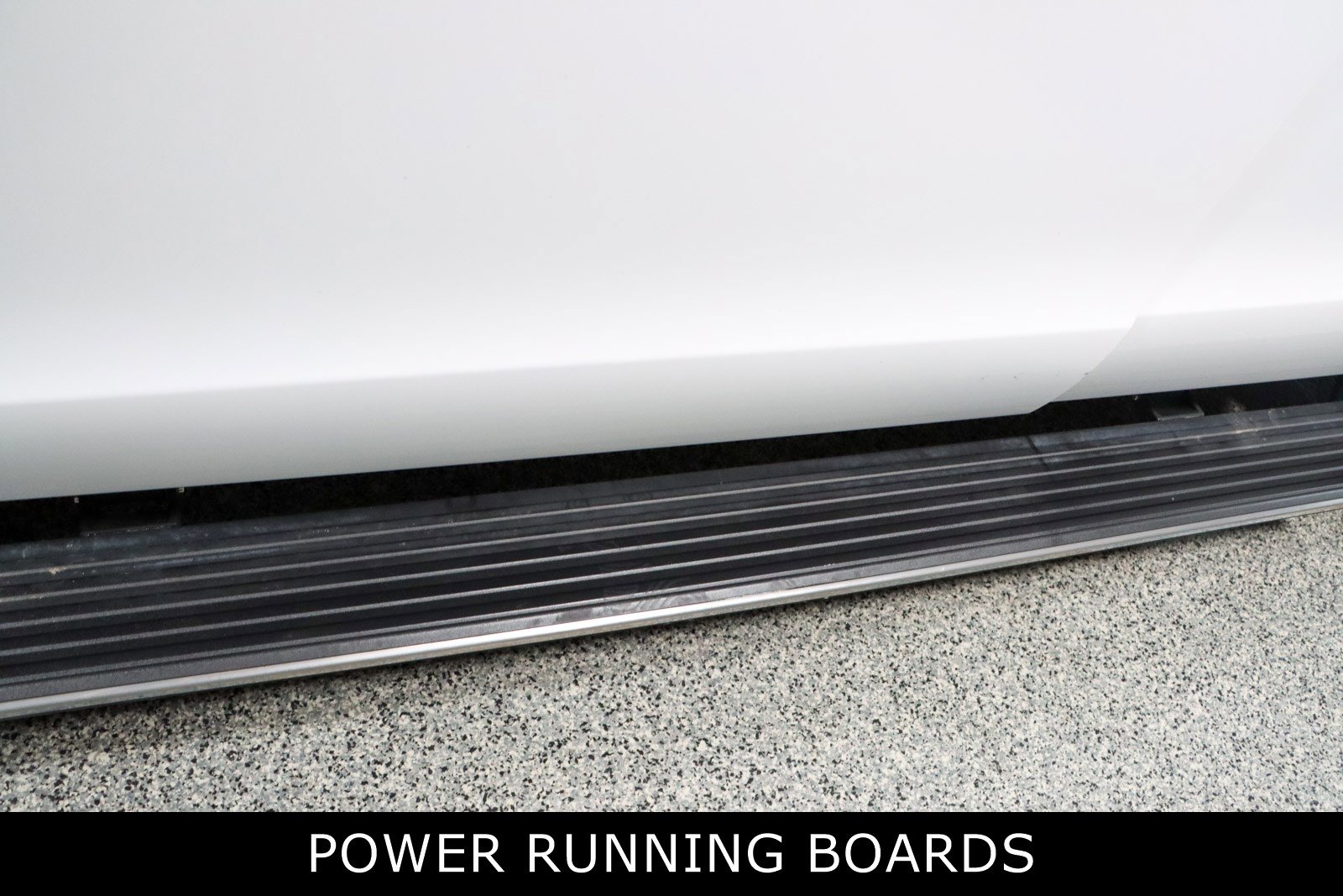 Used 2021 Ford Expedition Limited RWD image 12