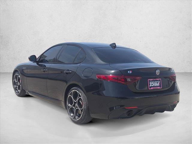 Used 2023 Alfa Romeo Giulia Veloce RWD image 8