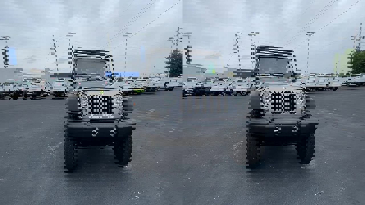 Used 2018 Jeep Wrangler Unlimited Sport S image 3