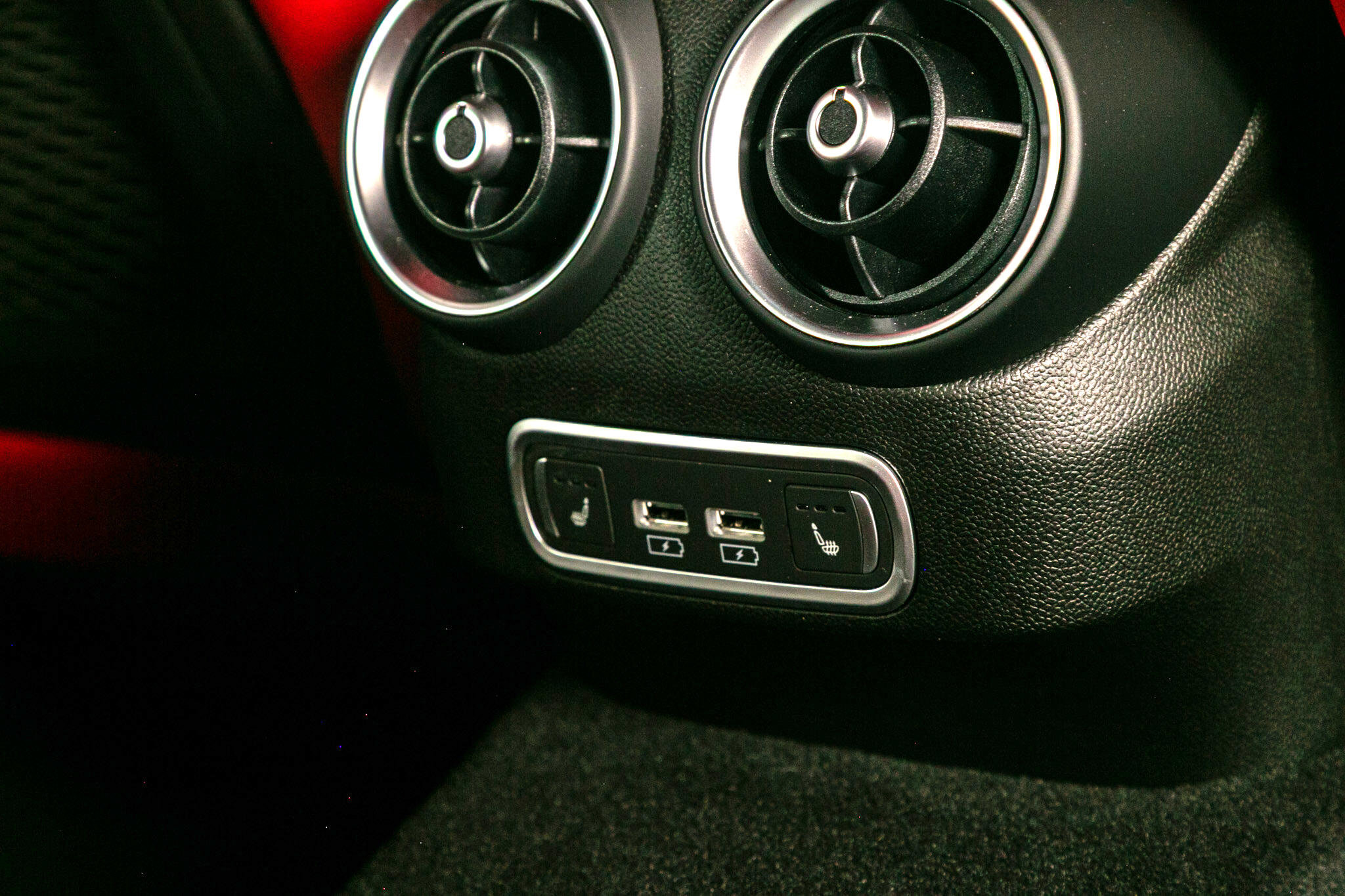 Used 2024 Alfa Romeo Giulia Quadrifoglio image 31