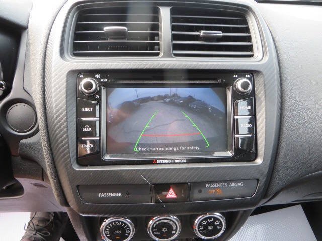 Used 2018 Mitsubishi Outlander Sport ES AWD/4WD image 21