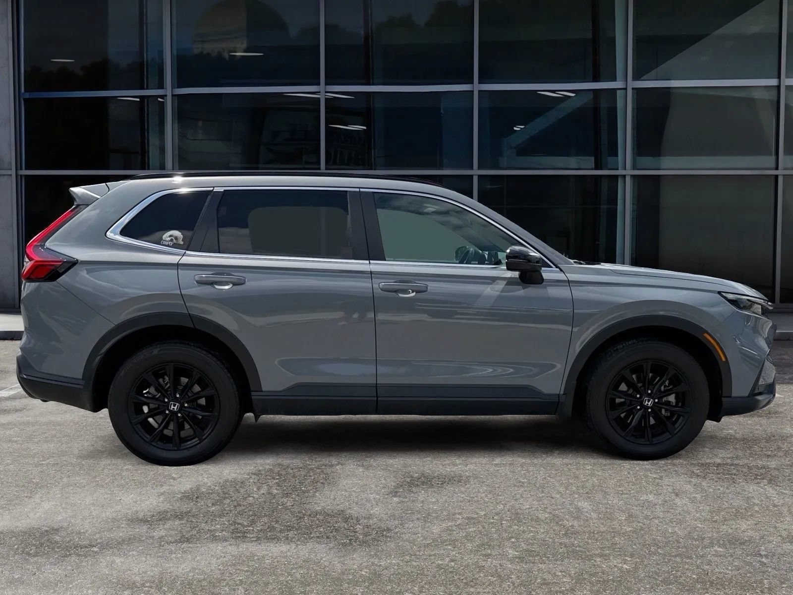 Used 2025 Honda CR-V Sport-L image 2