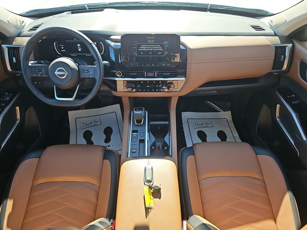 Used 2024 Nissan Pathfinder Platinum w/ Cargo Package image 11