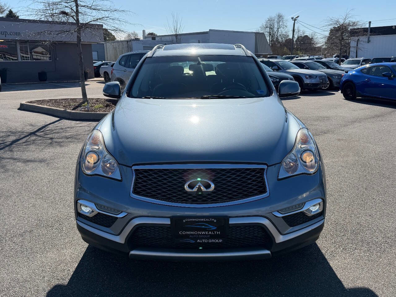 Used 2016 INFINITI QX50 Journey w/ Premium Package image 2