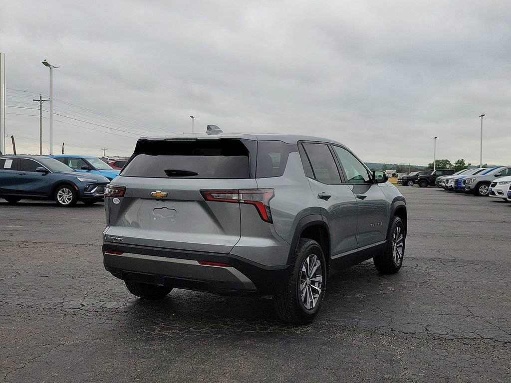 Used 2025 Chevrolet Equinox LT FWD image 5