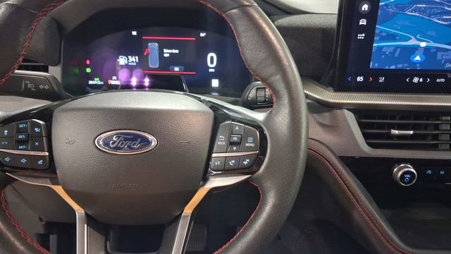 Used 2025 Ford Explorer ST-Line AWD/4WD image 12