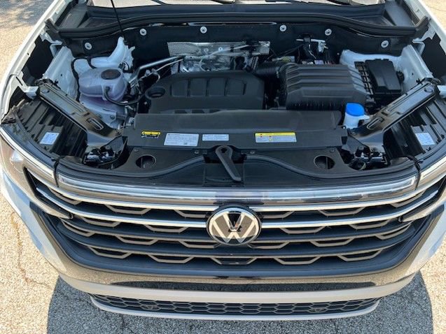 New 2026 Volkswagen Atlas Peak Edition image 35
