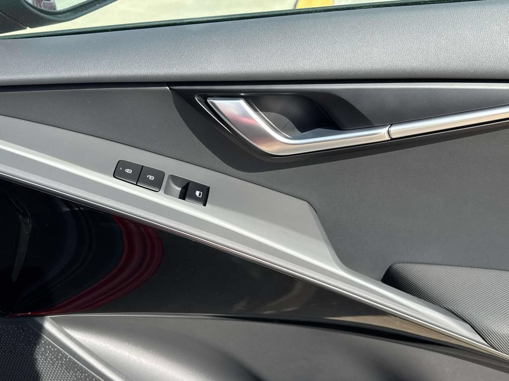 New 2026 Kia Niro EX w/ EX Premium Package FWD image 17