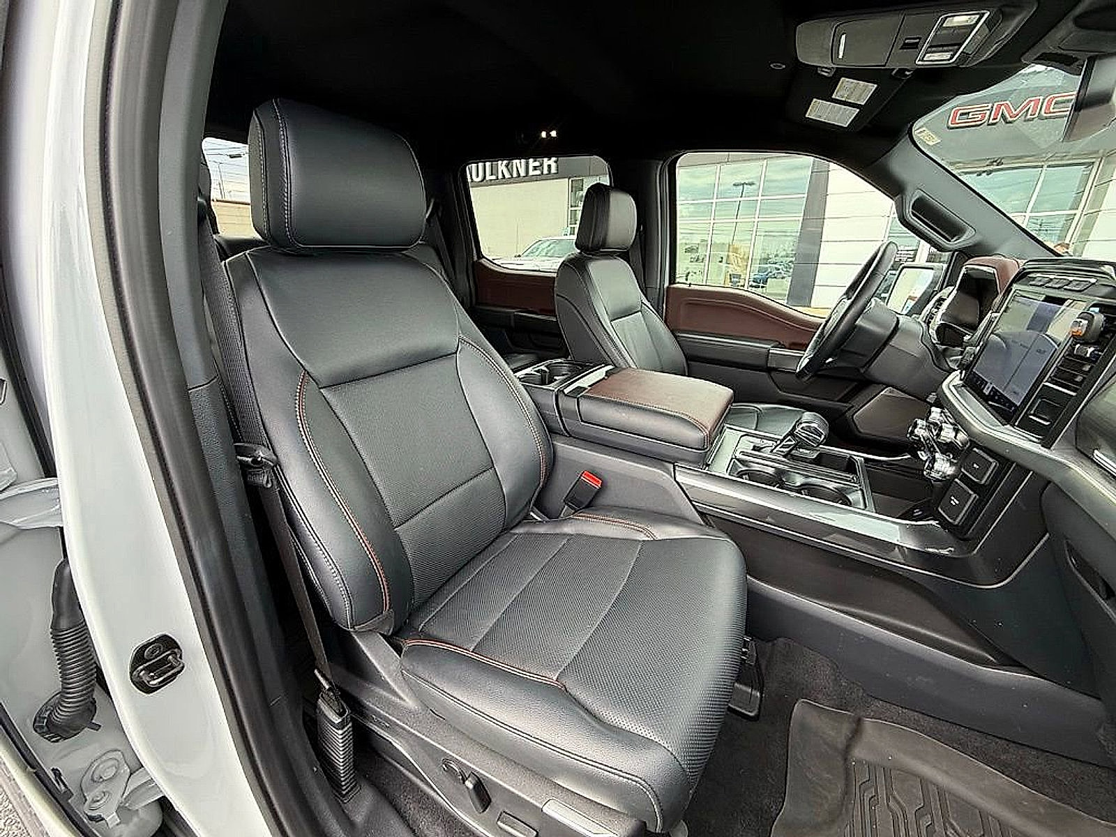 Used 2023 Ford F150 Lariat image 22