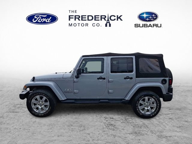 Used 2017 Jeep Wrangler Unlimited Sahara w/ Connectivity Group AWD/4WD image 7