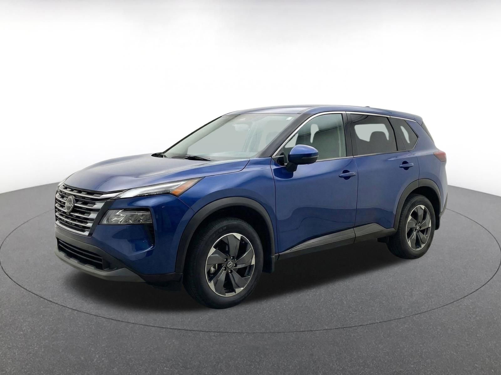 Used 2025 Nissan Rogue SV FWD image 3