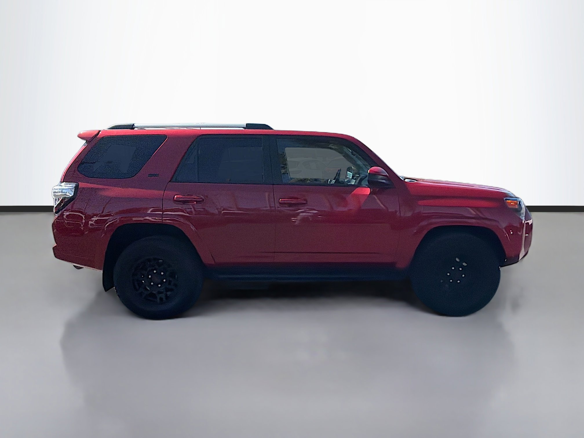 Used 2023 Toyota 4Runner SR5 image 2
