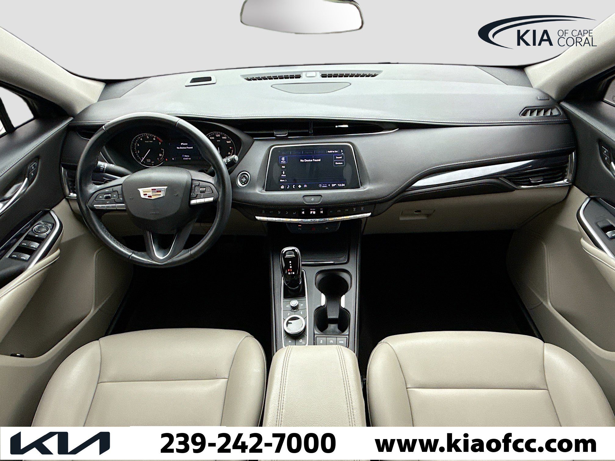 Used 2023 Cadillac XT4 Luxury w/ Driver Awareness Package image 16