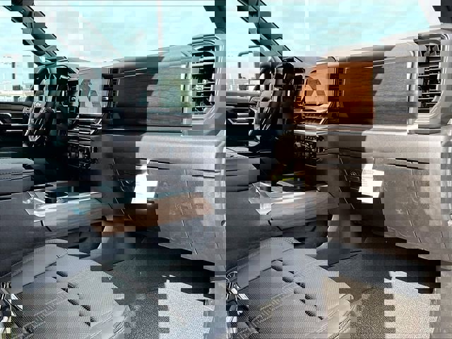 New 2026 Chevrolet Silverado 3500 High Country w/ Technology Package image 9