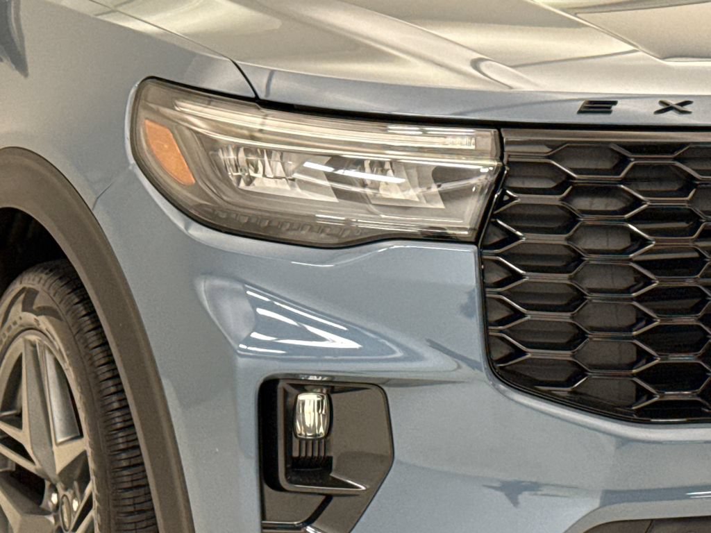 Used 2026 Ford Explorer ST w/ Sun And Sound Package RWD image 5