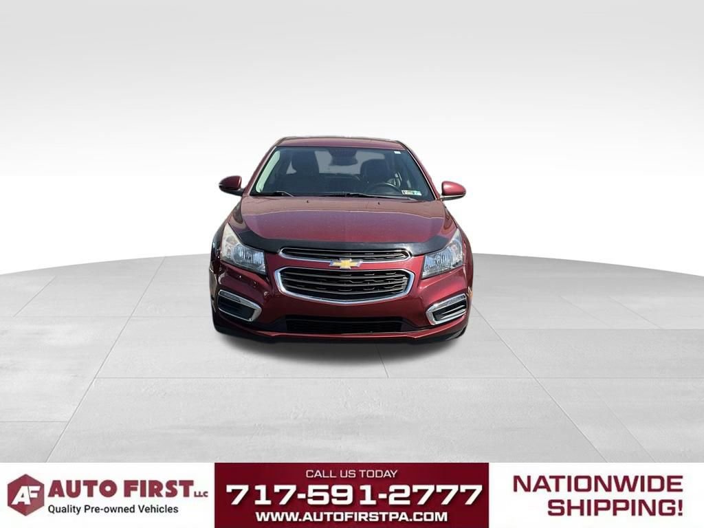 Used 2015 Chevrolet Cruze LT FWD image 2