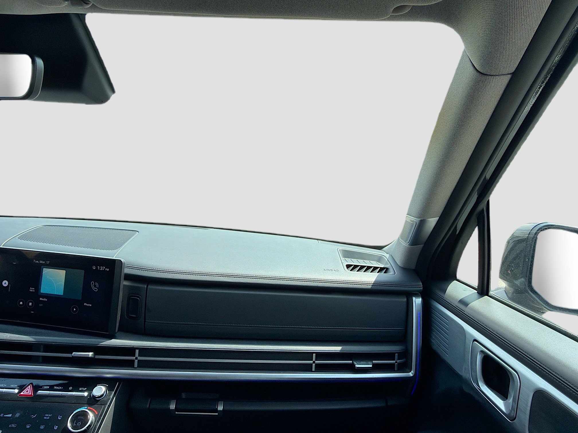 Used 2024 Hyundai Santa Fe Limited image 21