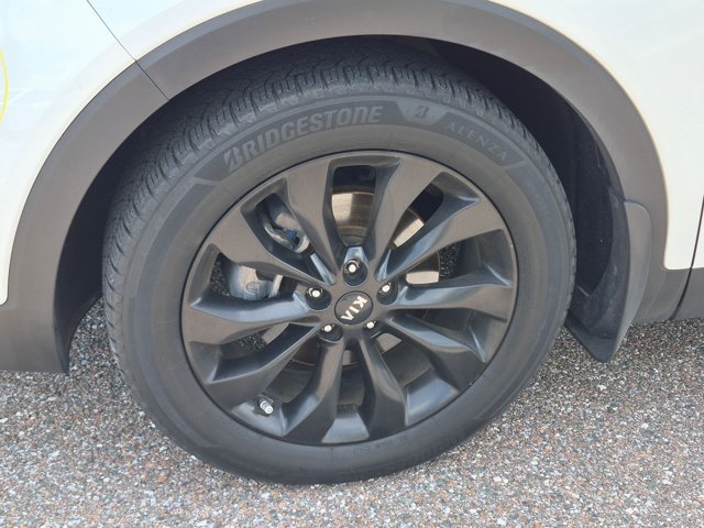 Used 2020 Kia Sorento EX FWD image 13