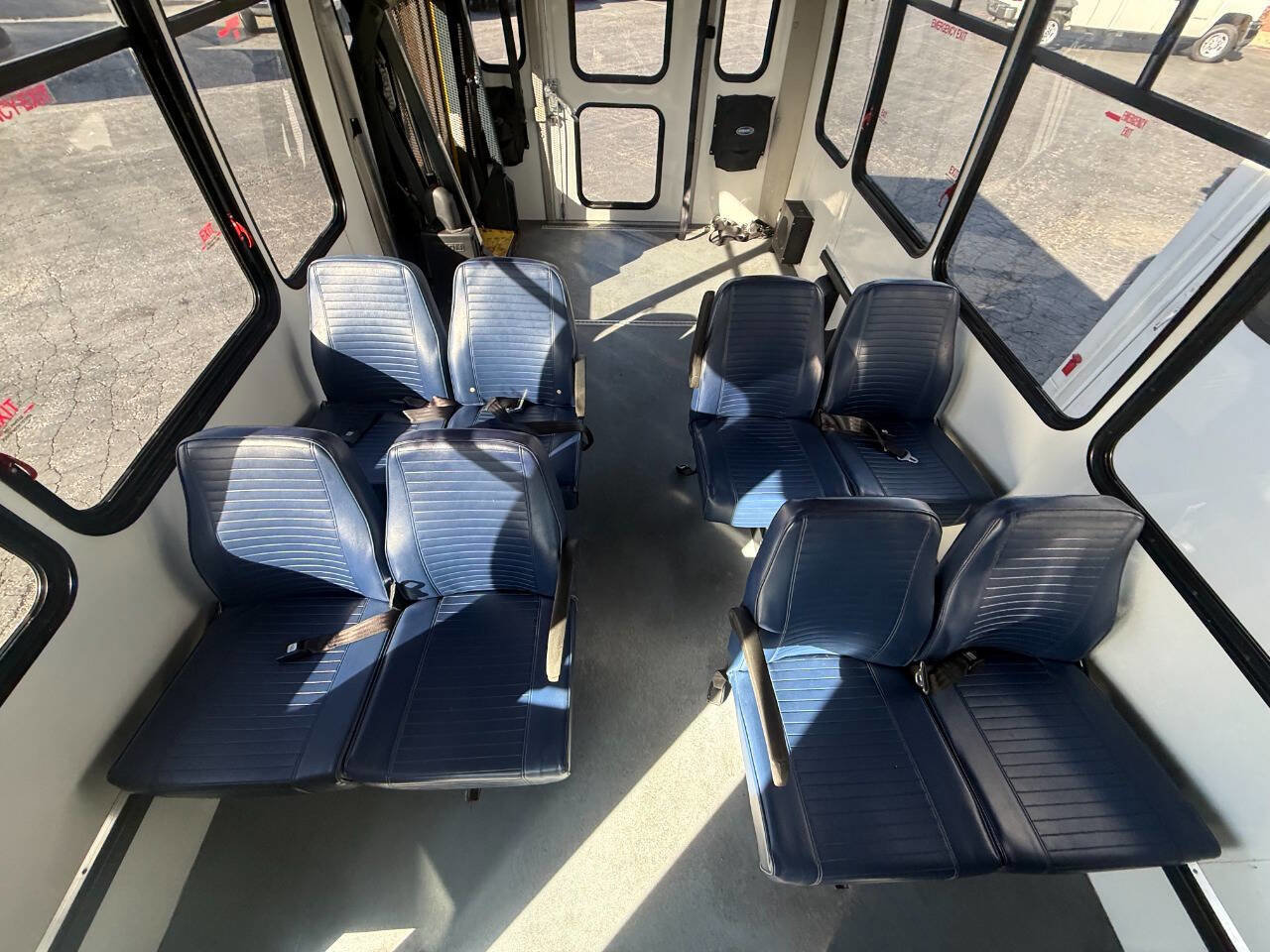 Used 2012 Ford E-450 and Econoline 450 Super Duty w/ Shuttle Bus Prep Pkg image 14