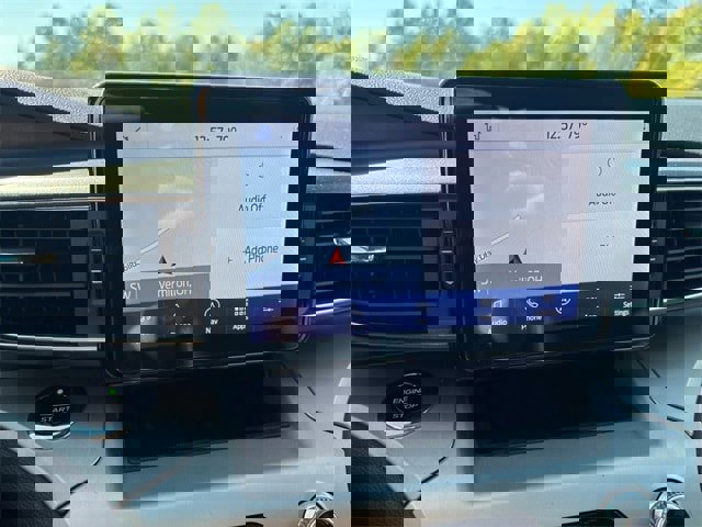 Used 2021 Ford Explorer XLT w/ Equipment Group 202A image 17