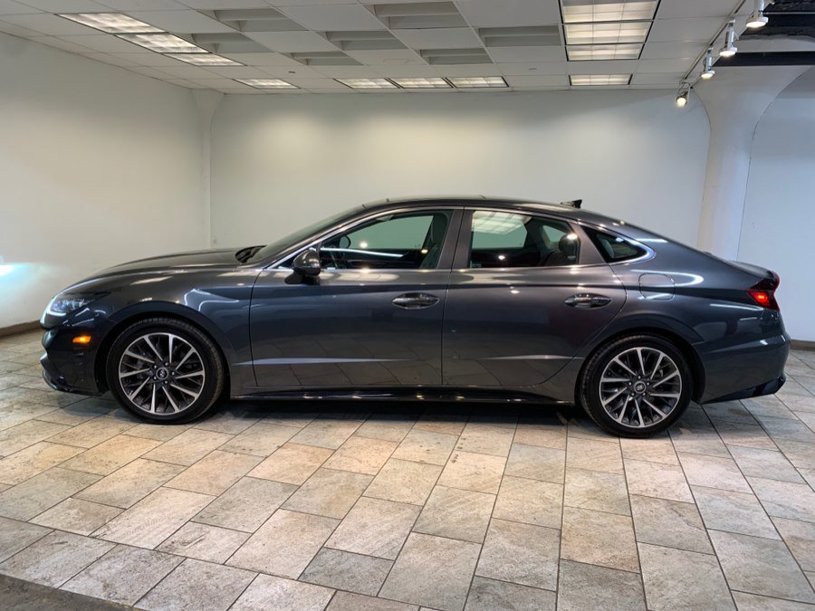 Used 2023 Hyundai Sonata Limited w/ Cargo Package FWD image 4