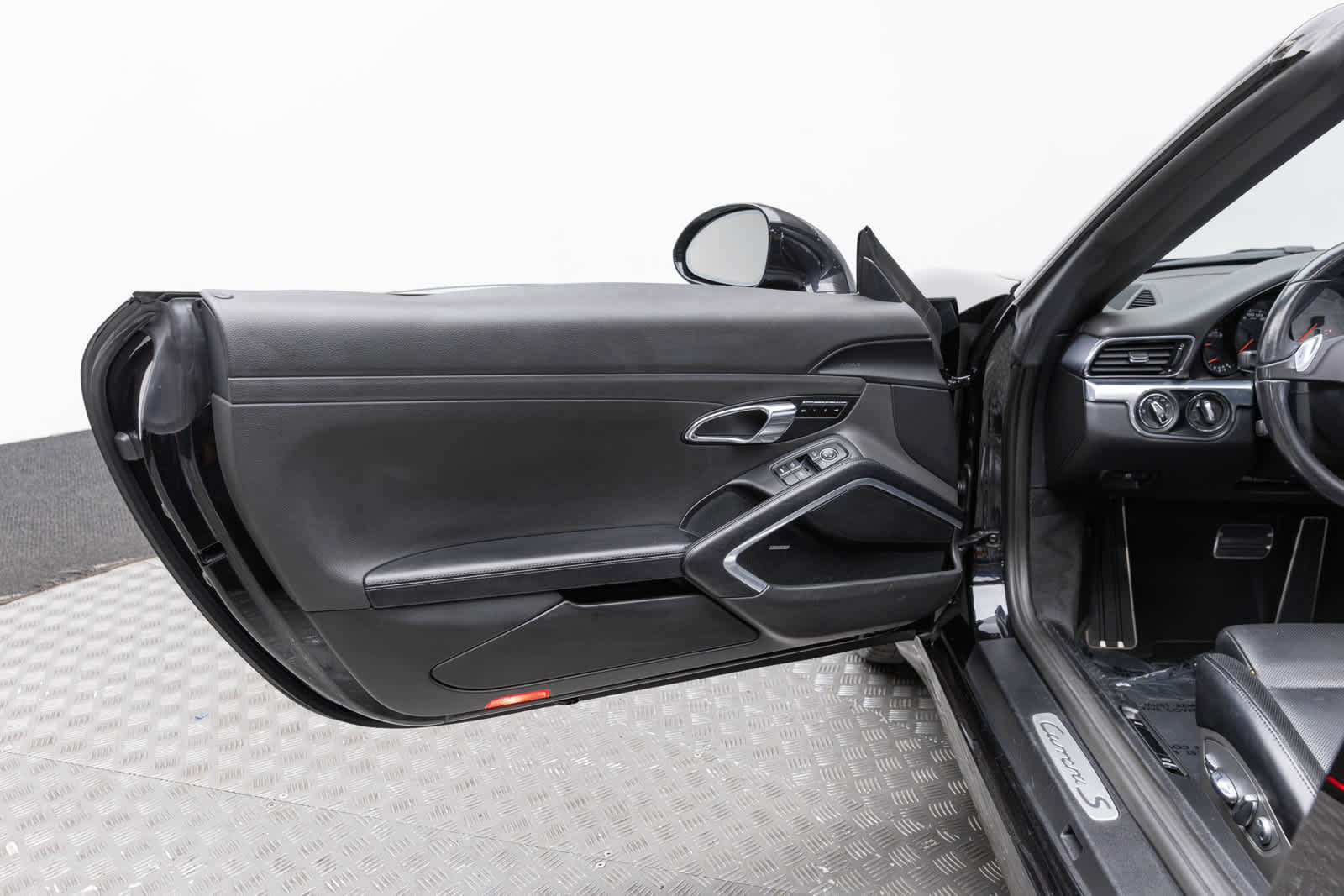 Used 2016 Porsche 911 Carrera S RWD image 25