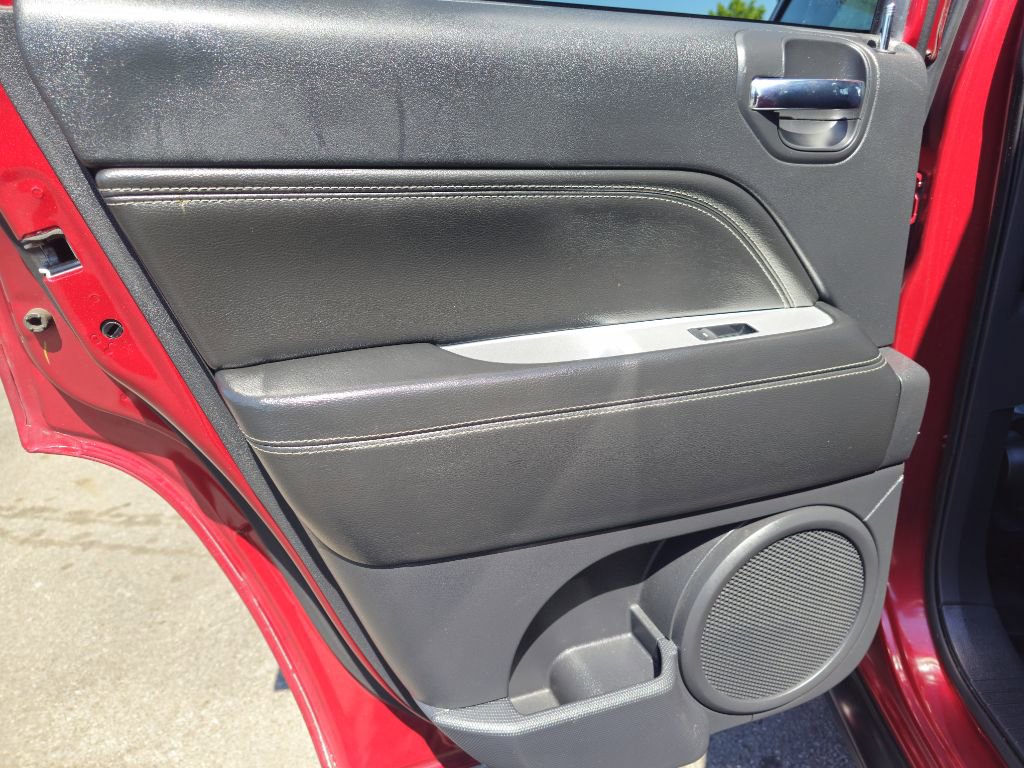 Used 2017 Jeep Compass High Altitude image 41