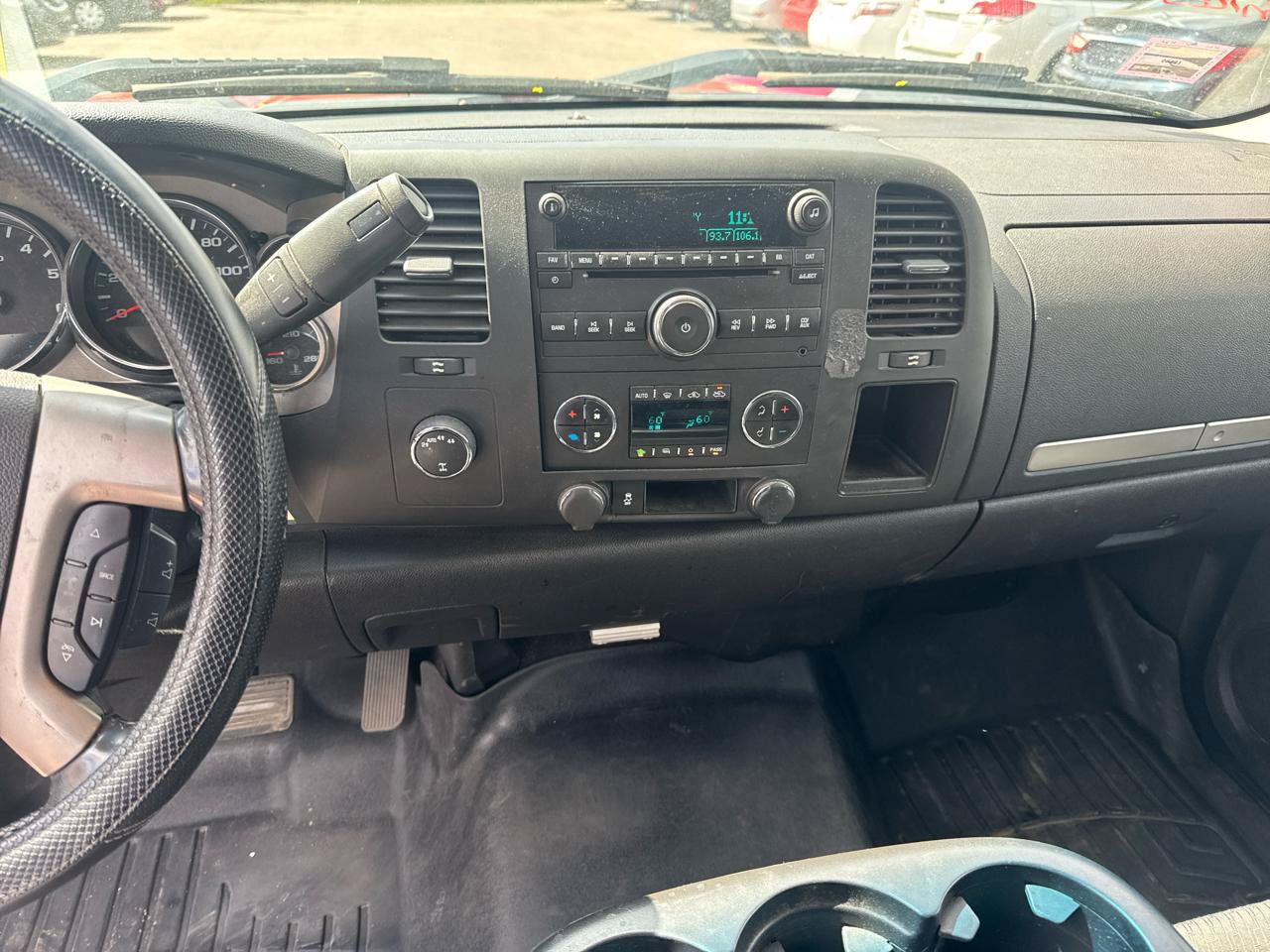 Used 2013 Chevrolet Silverado 1500 LT w/ All-Star Edition AWD/4WD image 10