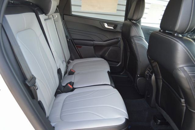 New 2026 Ford Escape Platinum w/ Premium Technology Package image 31
