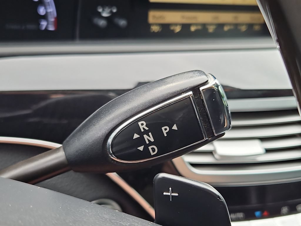Used 2011 Mercedes-Benz S 550 w/ Sport Pkg image 15
