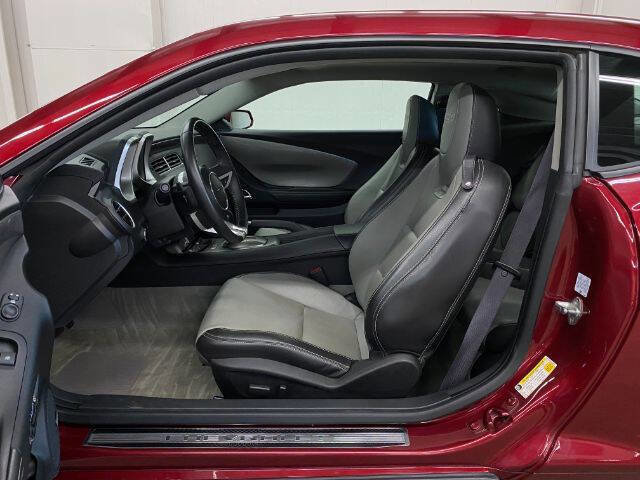 Used 2010 Chevrolet Camaro SS w/ RS Package image 10