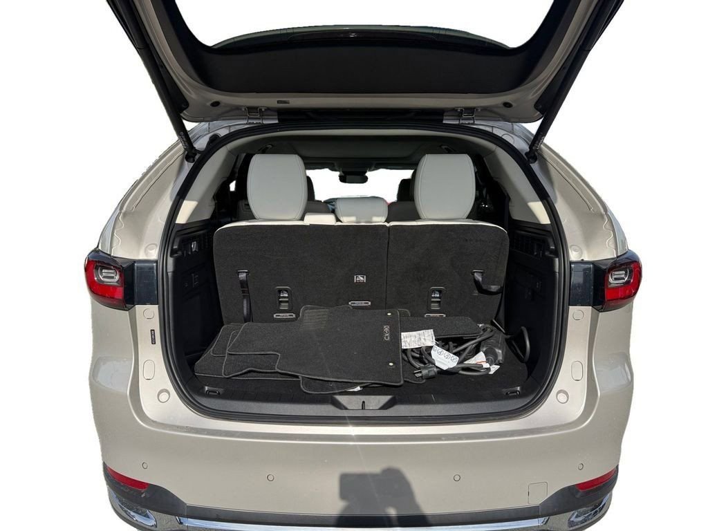 Used 2024 MAZDA CX-90 Plug-In Hybrid w/ Premium Plus image 9