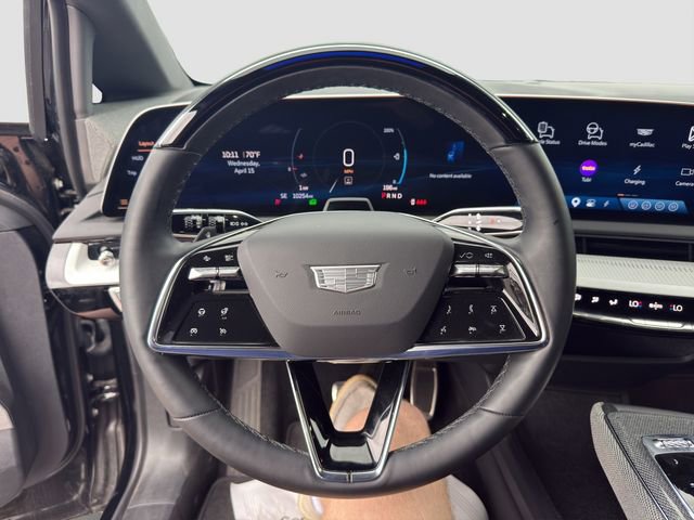 Used 2025 Cadillac Optiq Sport 2 image 10