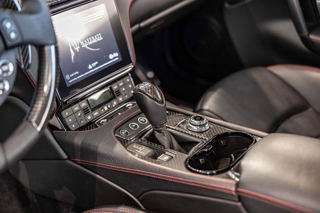 Used 2018 Maserati GranTurismo MC RWD image 22