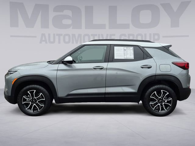 Used 2024 Chevrolet TrailBlazer ACTIV w/ Driver Confidence Package image 2