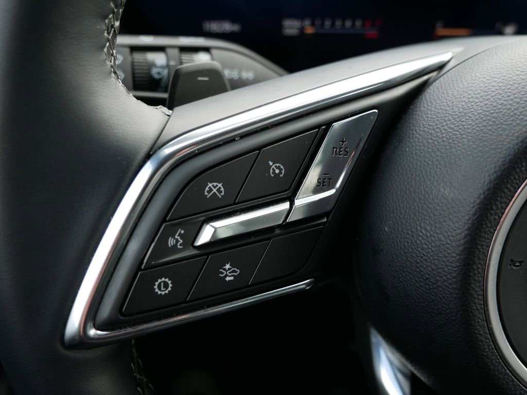 Used 2025 Buick Enclave Sport Touring image 24