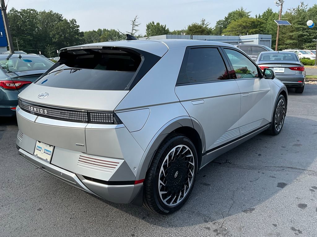 Used 2024 Hyundai Ioniq 5 Limited image 7