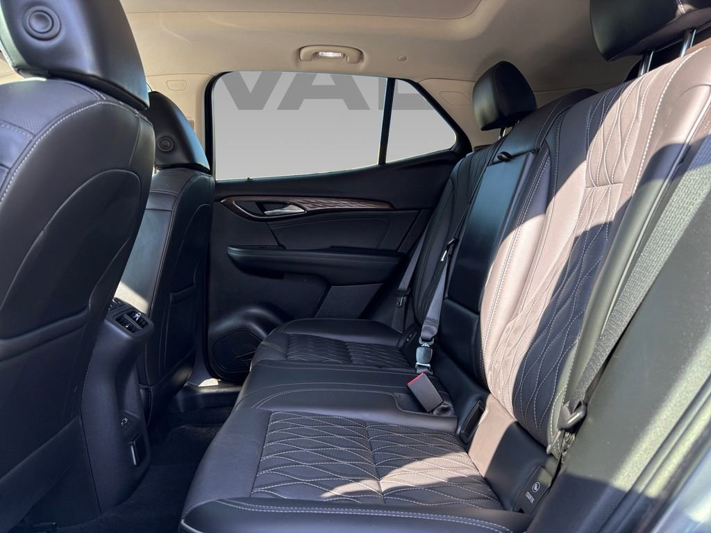 Used 2023 Buick Envision Avenir image 7