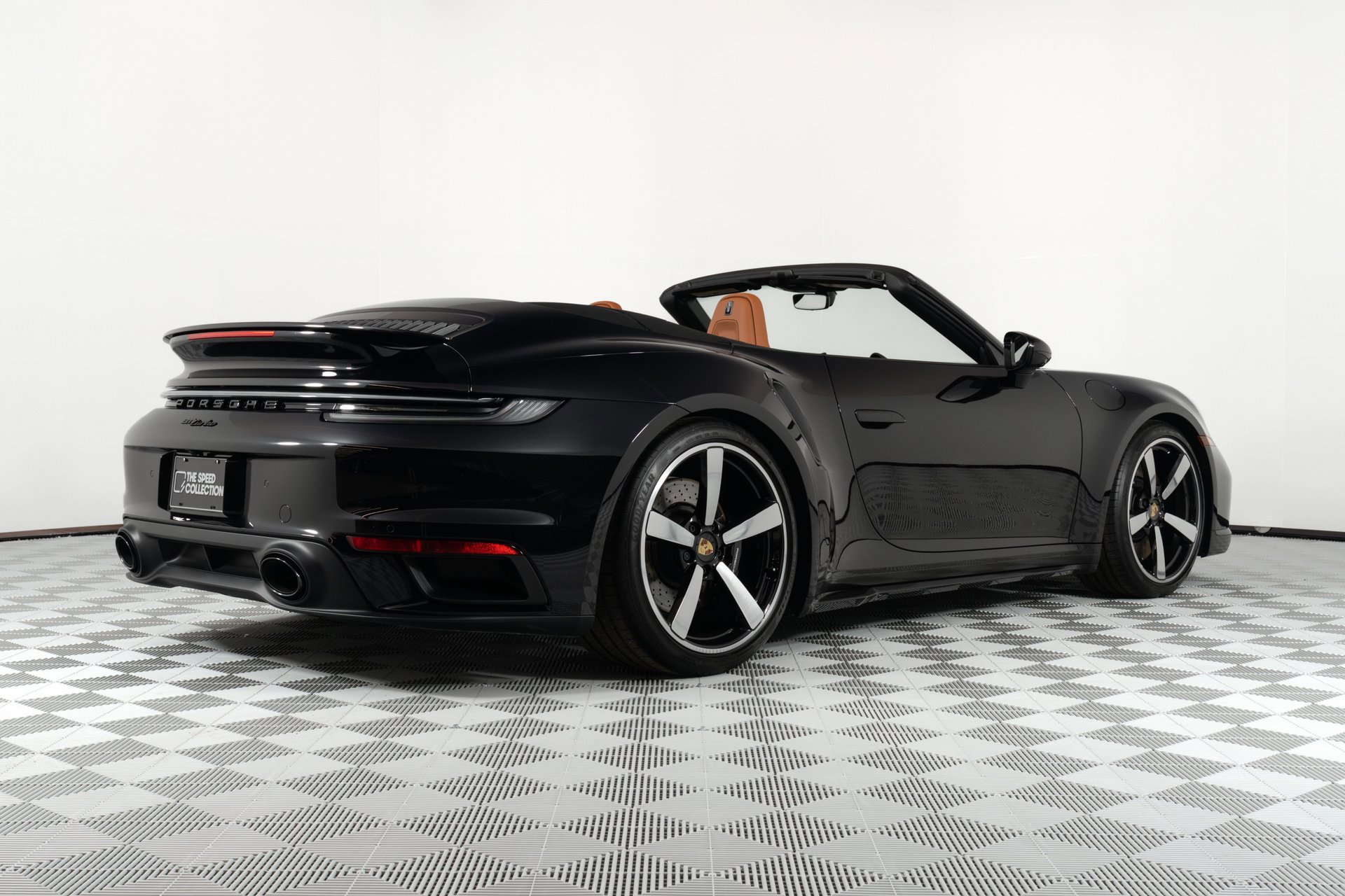 Used 2024 Porsche 911 Turbo image 7