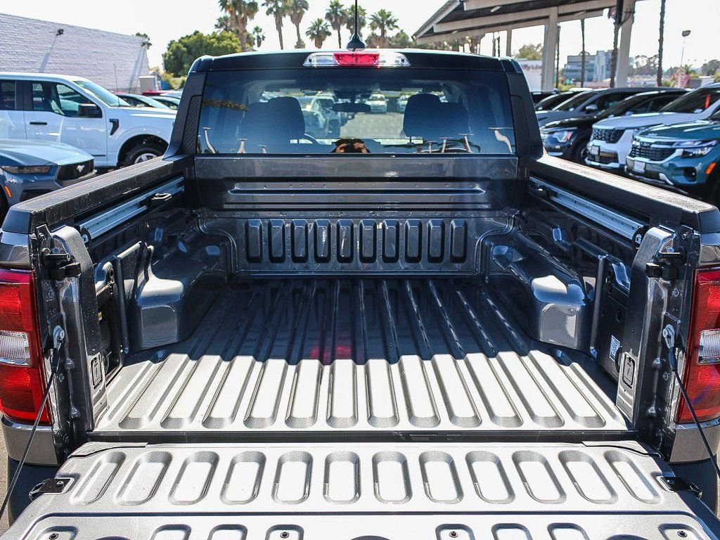 New 2025 Ford Maverick XLT w/ XLT Luxury Package image 28