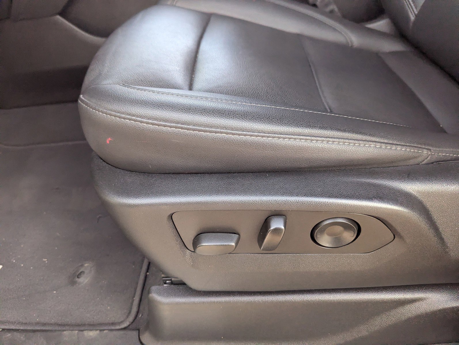 Certified 2022 Chevrolet Tahoe Z71 w/ Max Trailering Package image 28