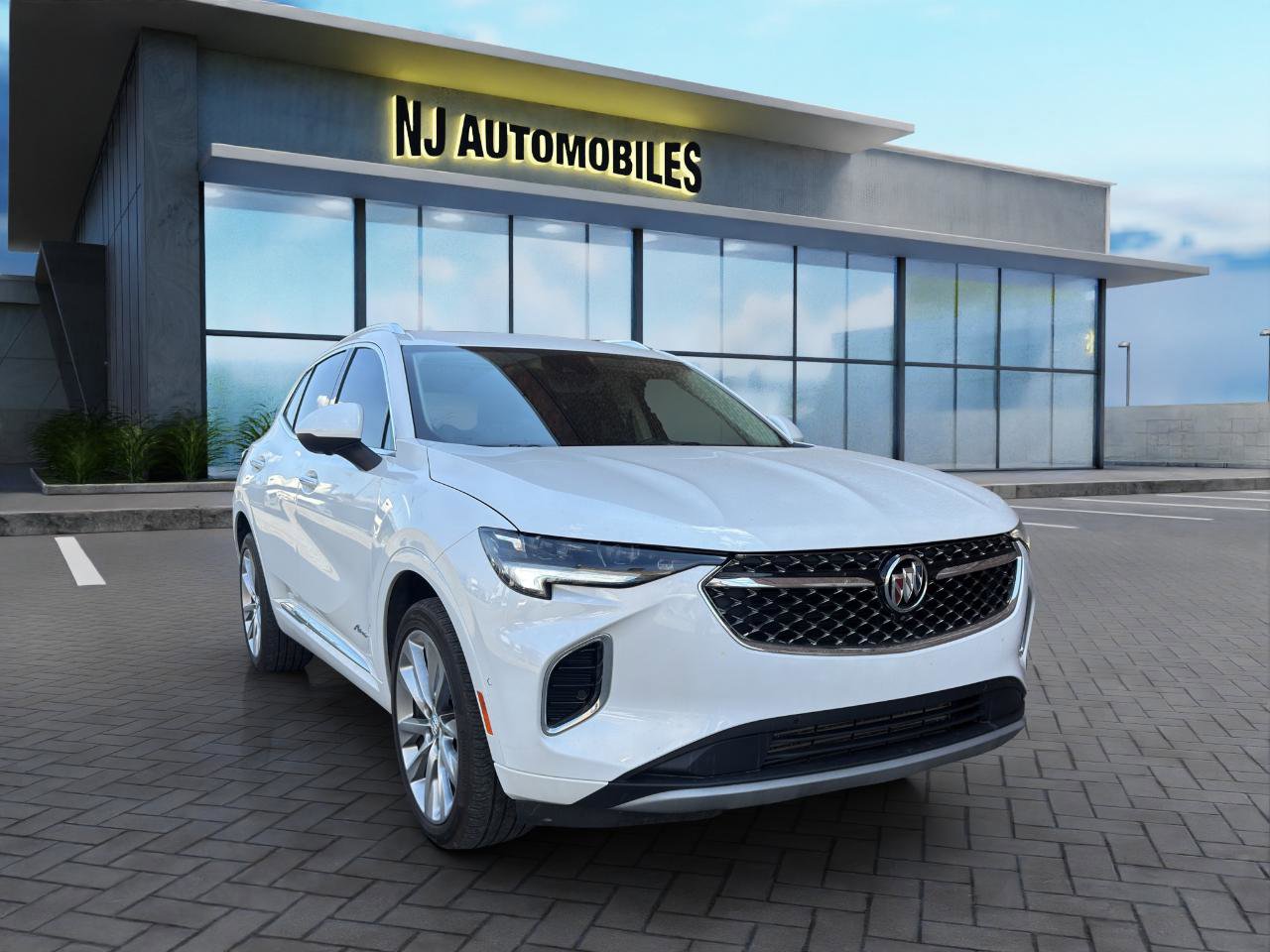Used 2023 Buick Envision Avenir AWD/4WD image 1