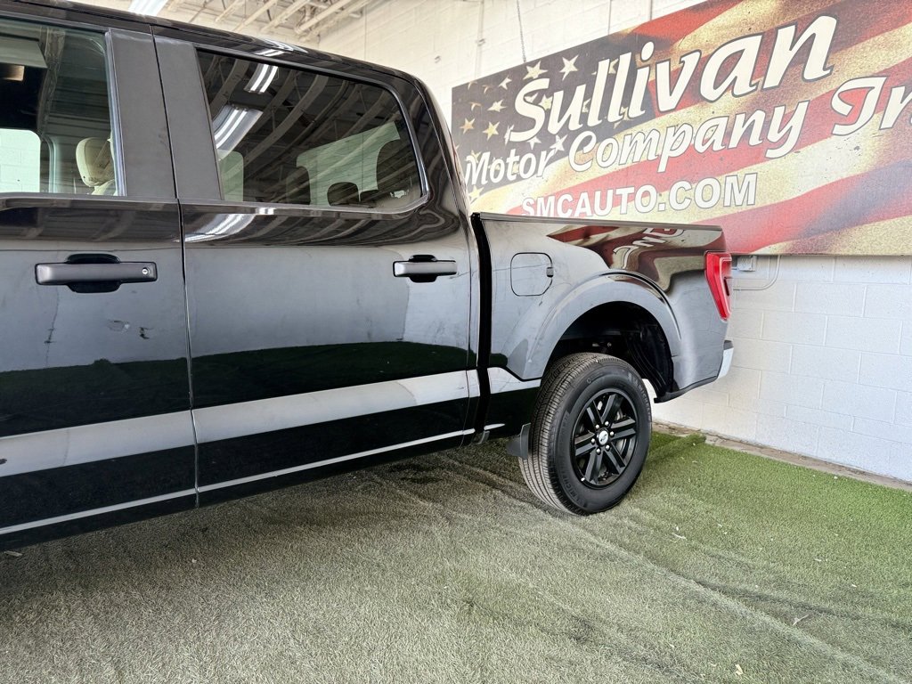 Used 2023 Ford F150 XLT image 3