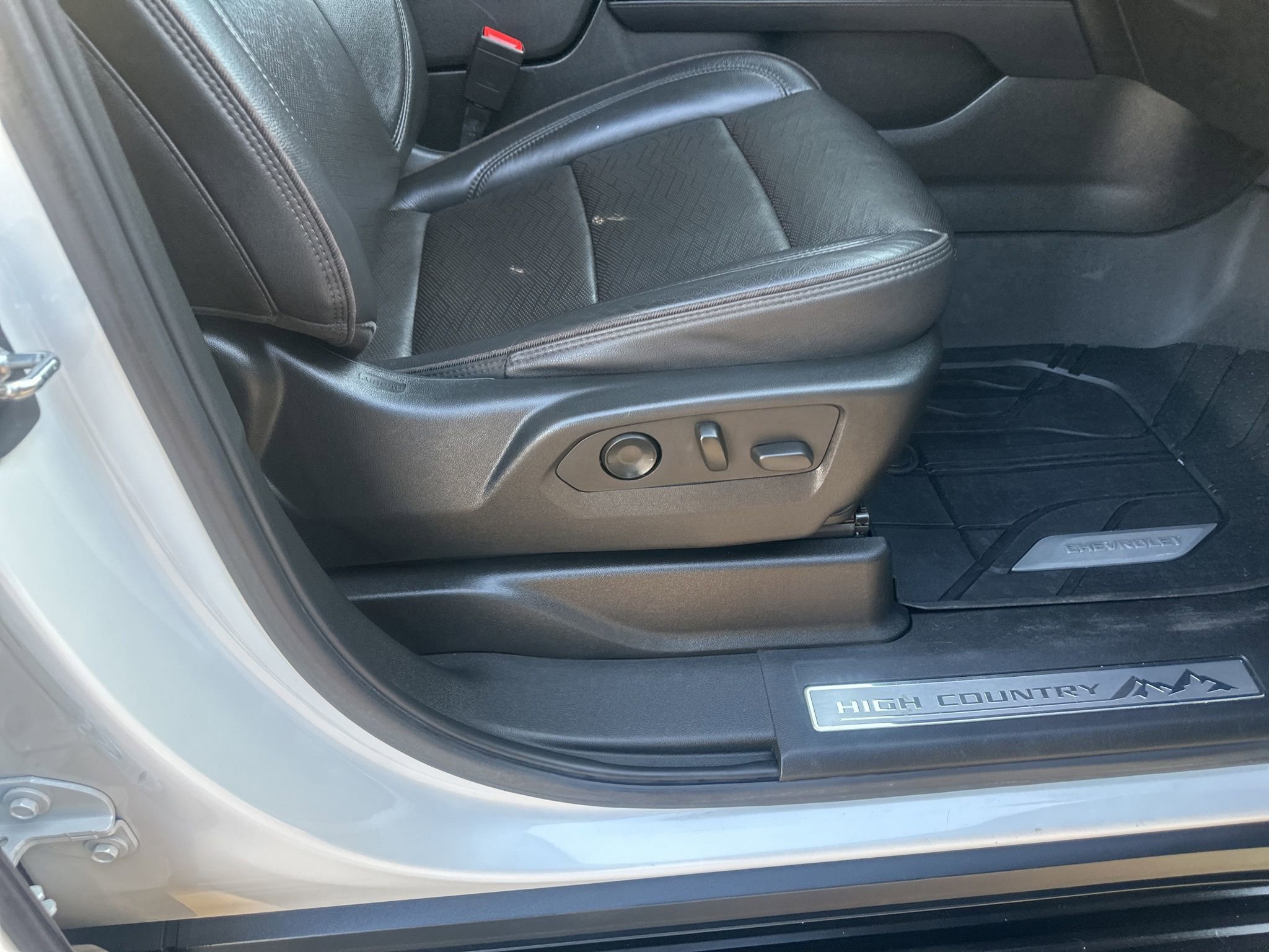 Used 2022 Chevrolet Tahoe High Country w/ Max Trailering Package image 12